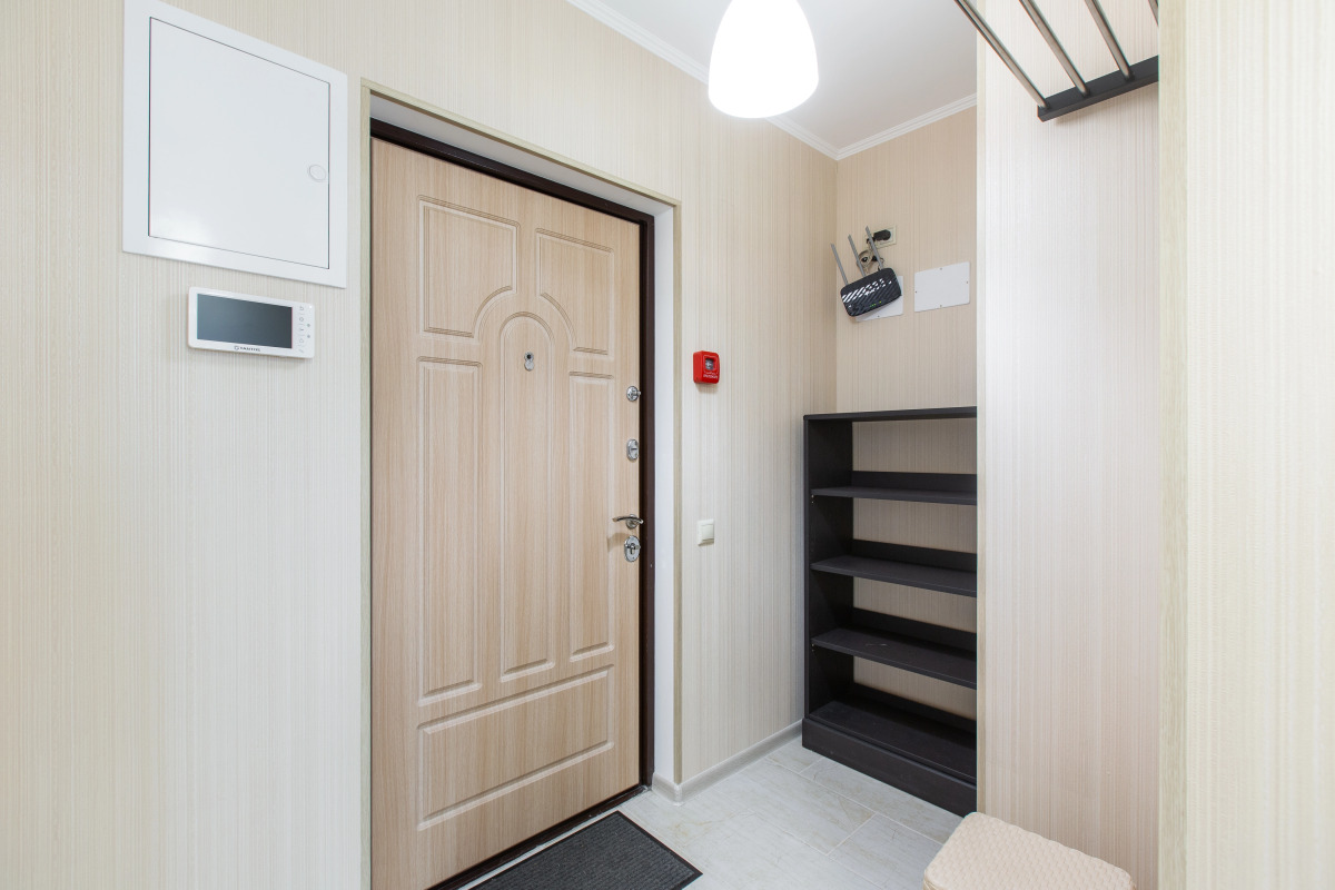 1b  Krasnogrskij 46 Apartments