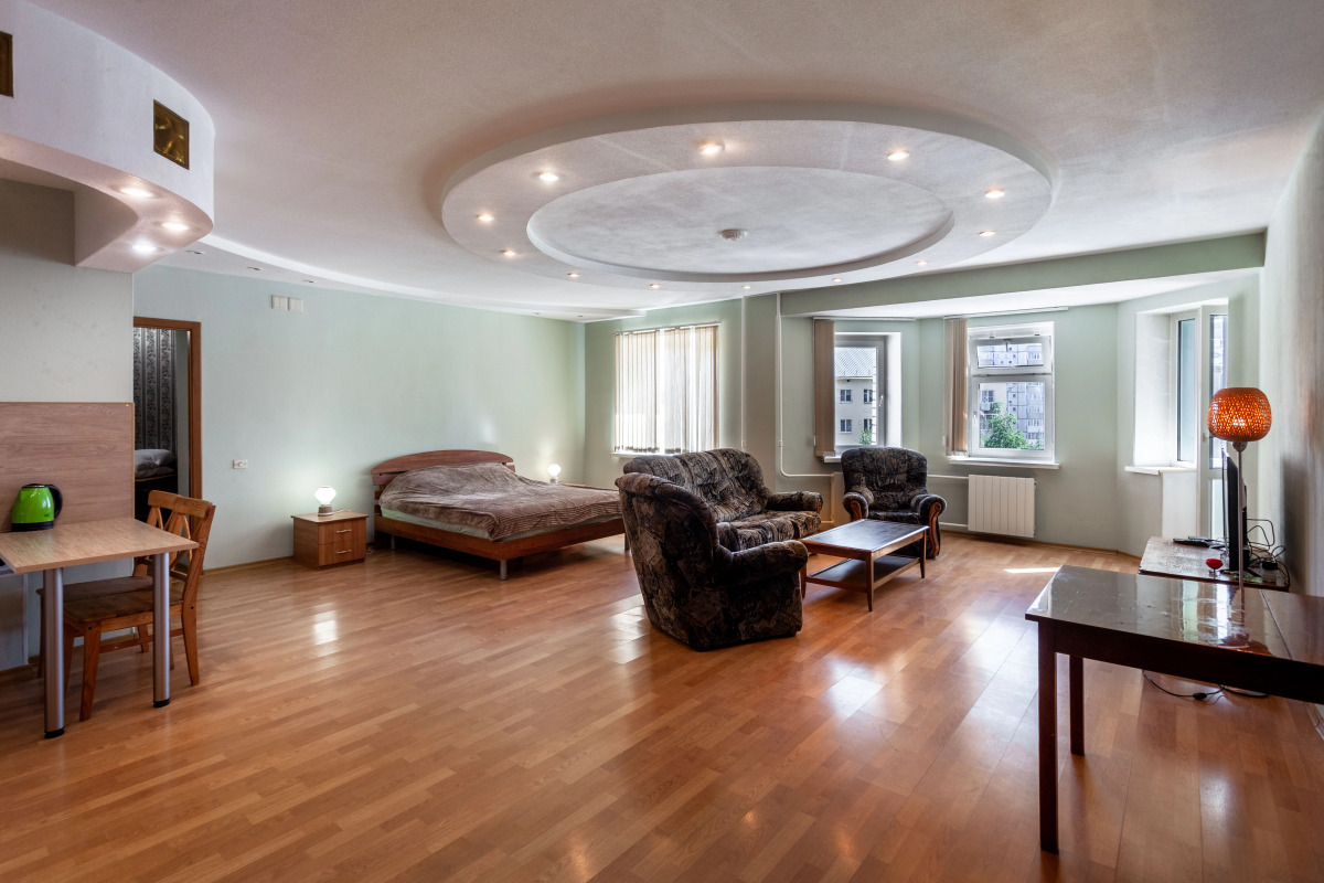 Квартира 4-х Местная Студия 50 кв.м. на Садовой