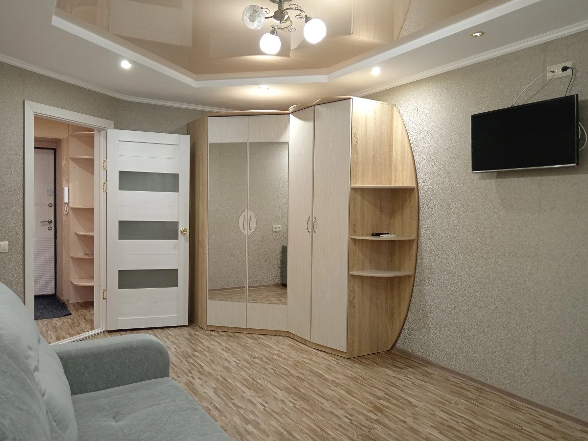 Квартира Тепличная 24