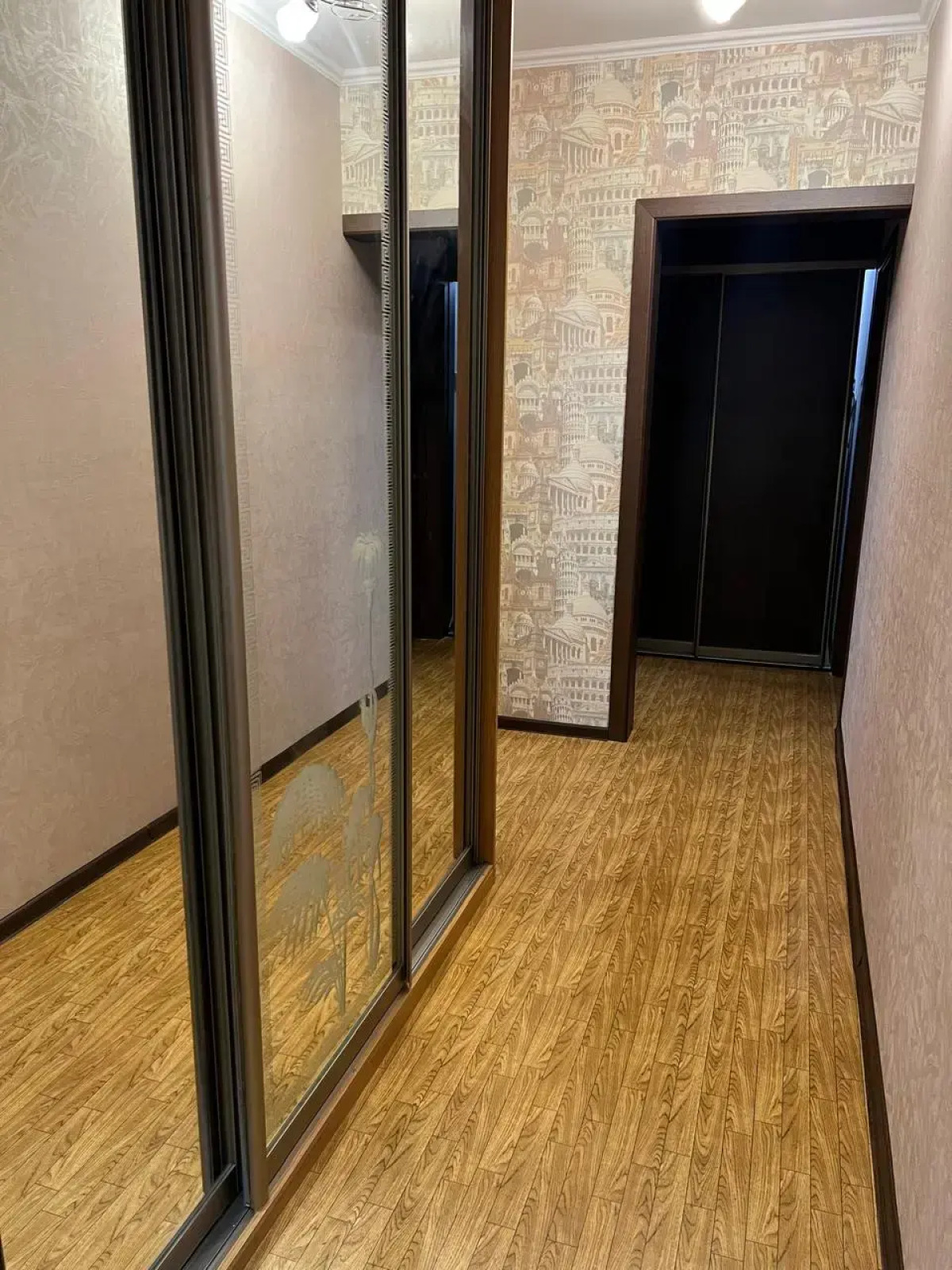 Квартира Родионова 165/4