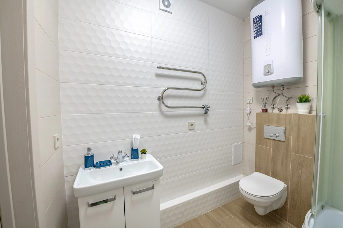 Апартаменты TopHouse на Каплунова 10 трёхкомнатные