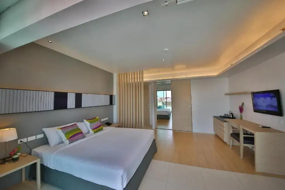 The Sun Xclusive Hotel