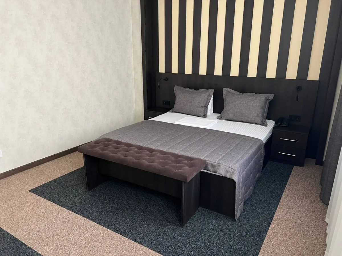 Отель Меридиан