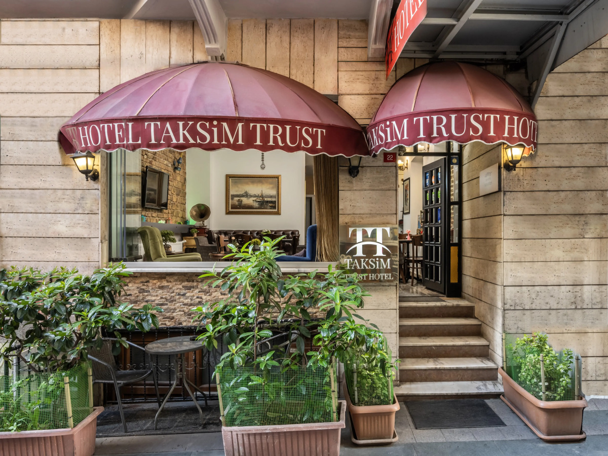 Отель Taksim Trust