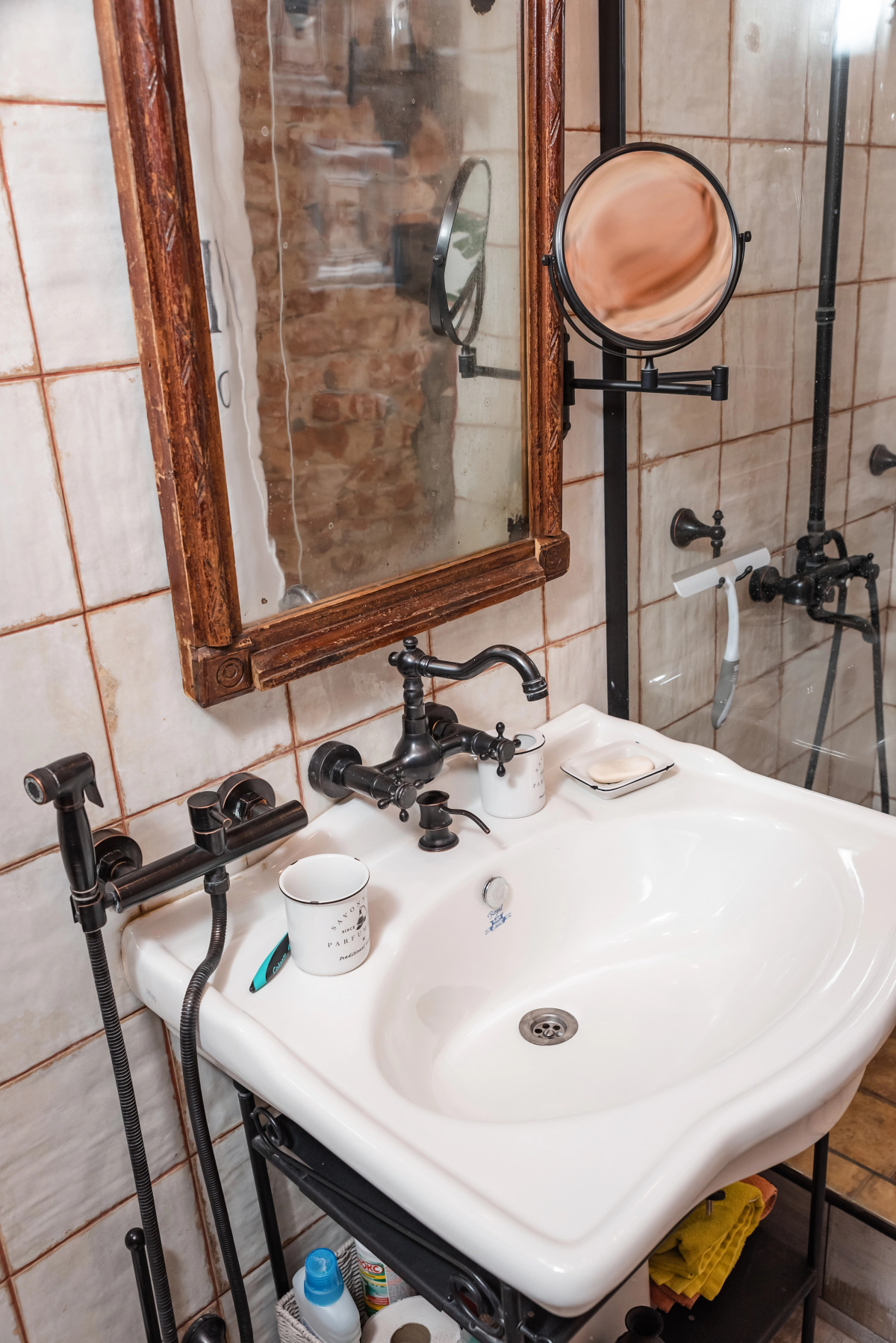 Апартаменты Дом у Реки loft Усадьба на Черниговской