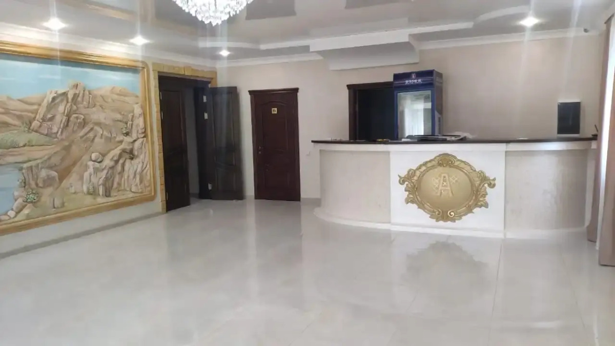 Отель Амаро