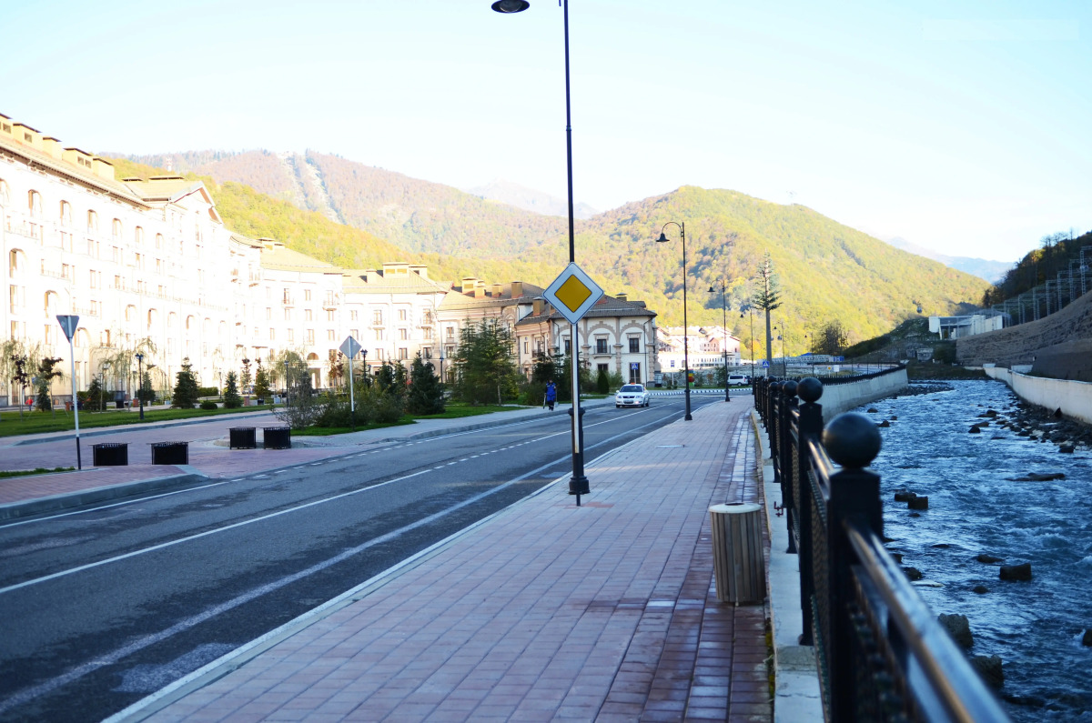 Апартаменты с 2 спальнями и видом на реку и горы