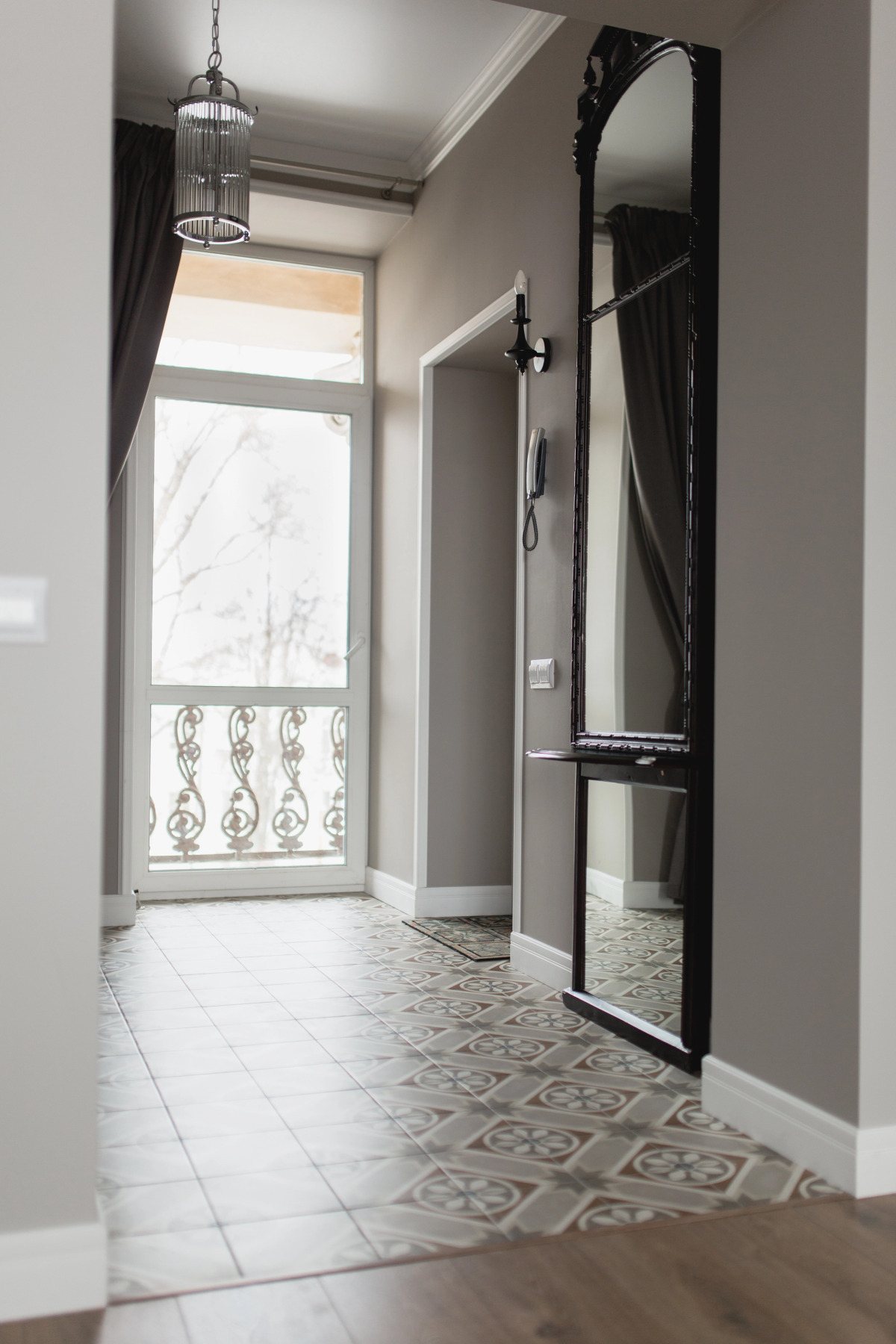 Апартаменты Сталинское Барокко в Сердце Города