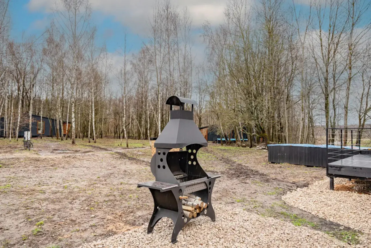 Отель Шепот