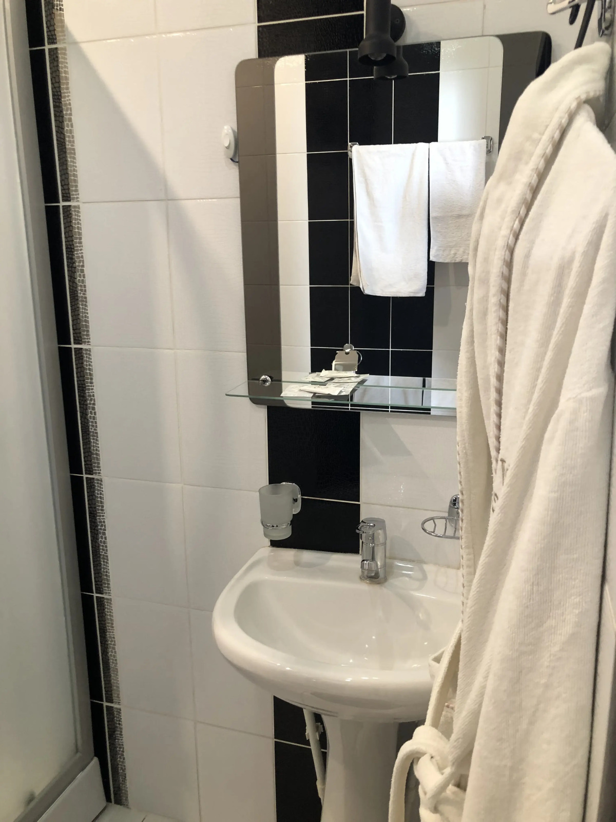 Отель Глория