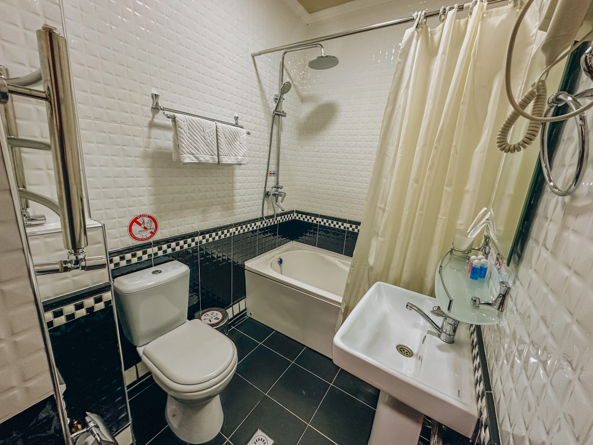 Отель Pakhlavon Hotel