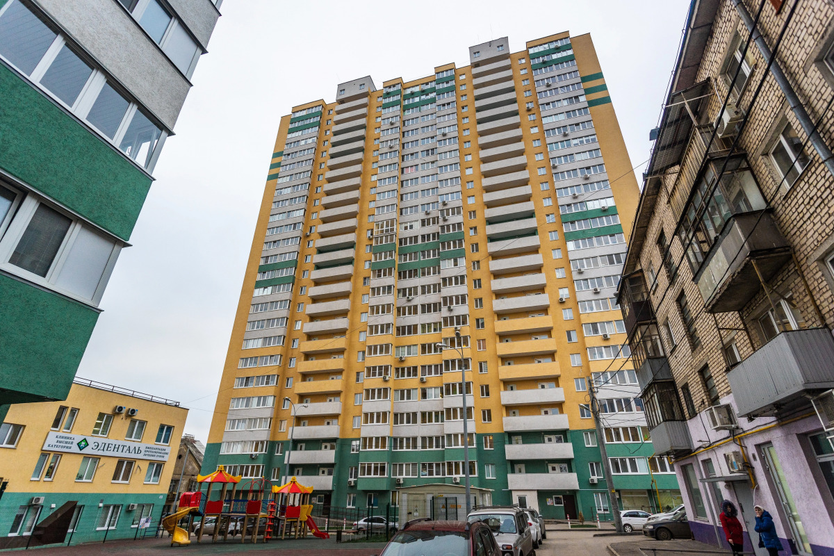 Уютные Апартаменты в доме у Космопорта (ул. Дыбенко 27а)