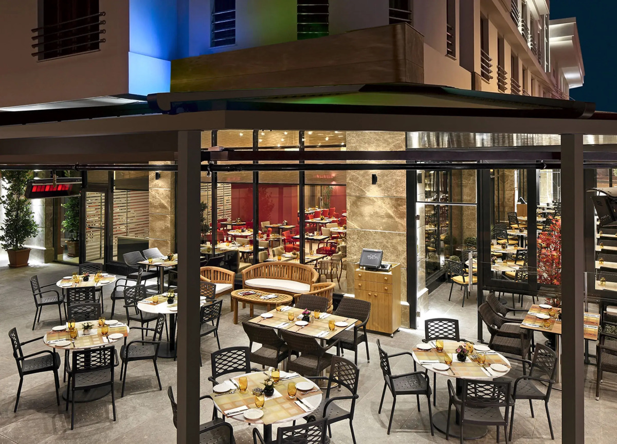 Отель Ramada Plaza by Wyndham Eskisehir