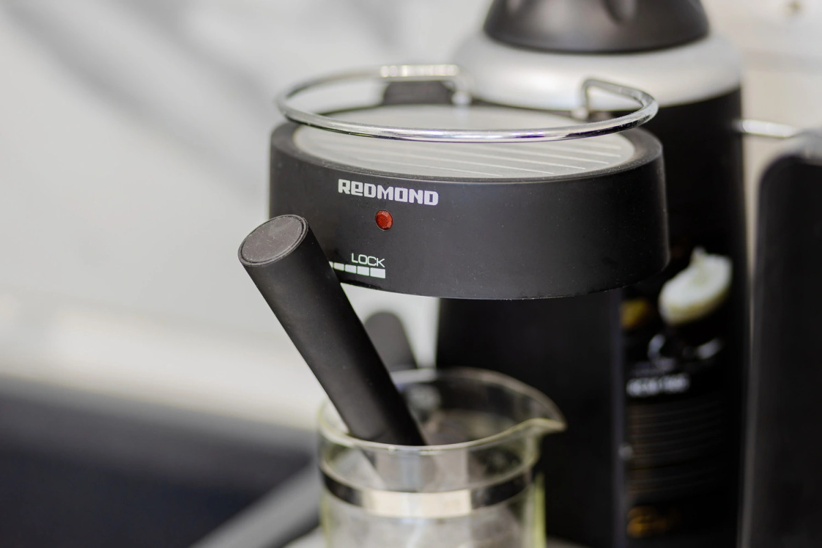 Апартаменты Pronina Aparts Kudrovo LIVE