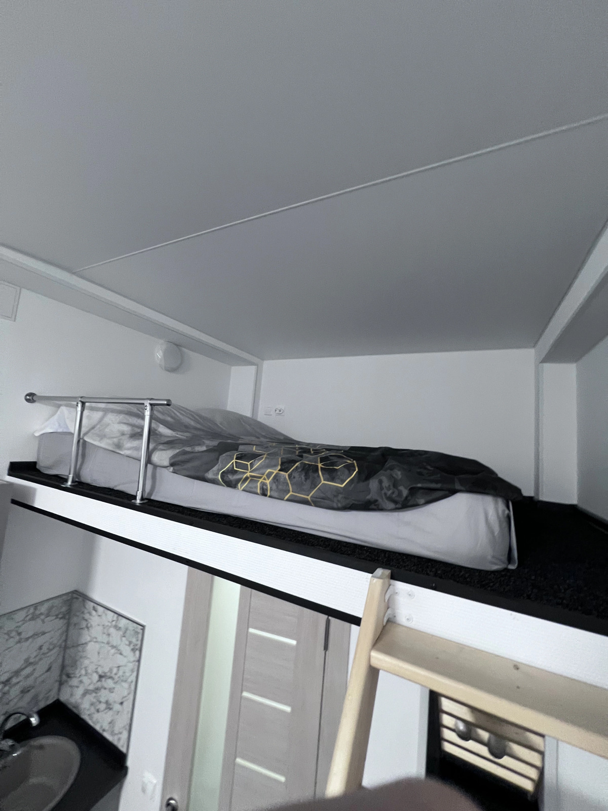 Апартаменты Ломоносов 1-я Нижняя д.3 (307)