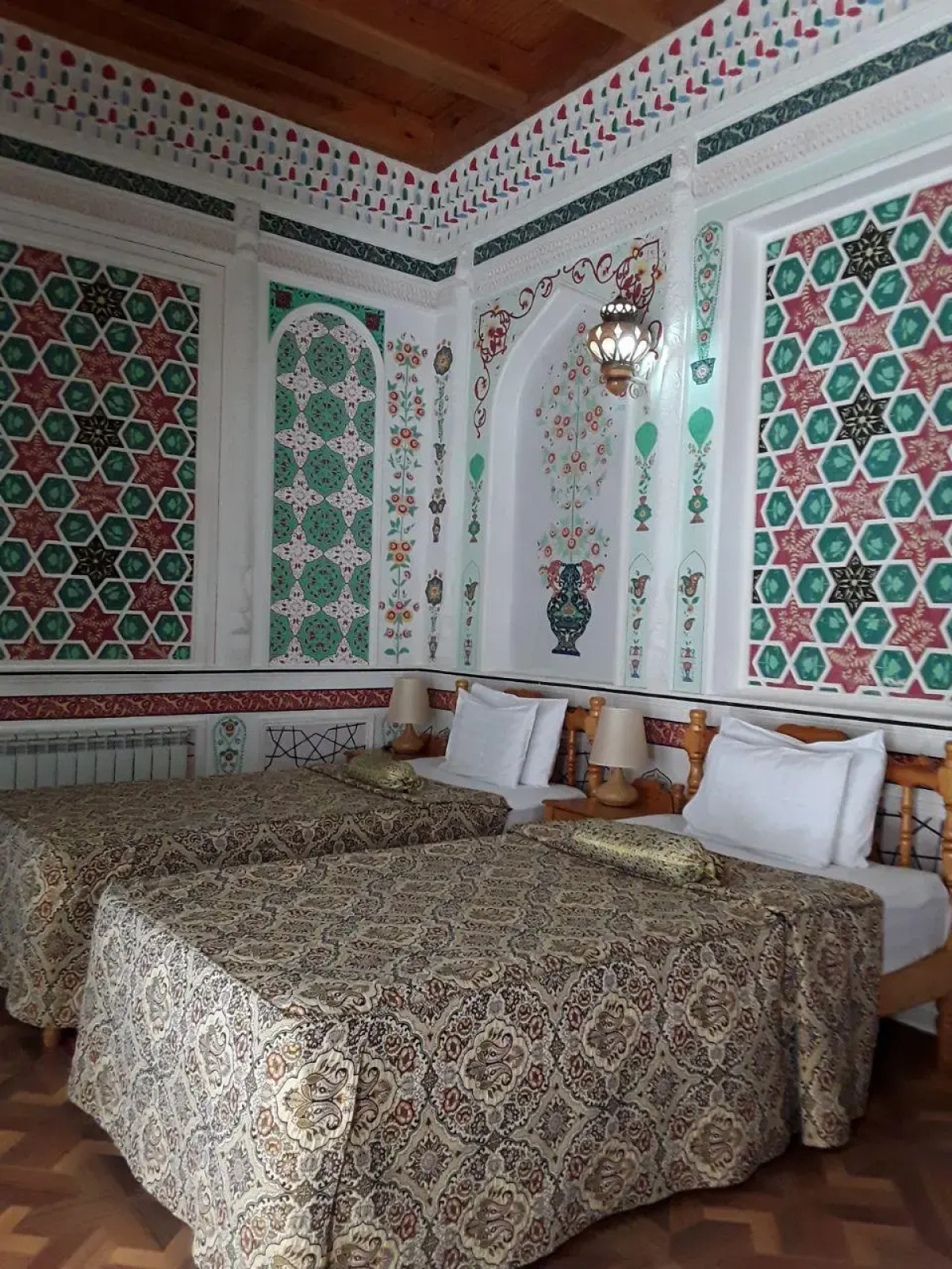 Отель Sasha & Son