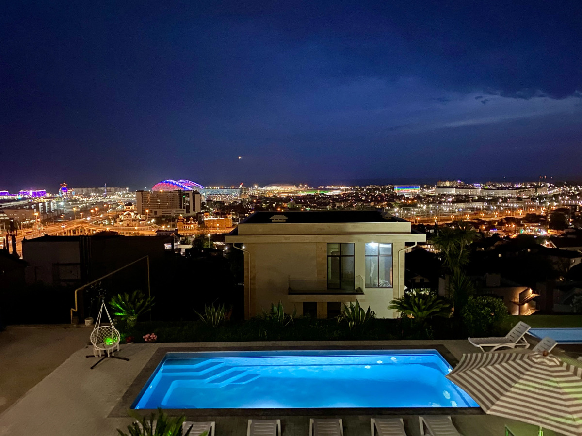 Квартира Янтарь с бассейном в Сириусе