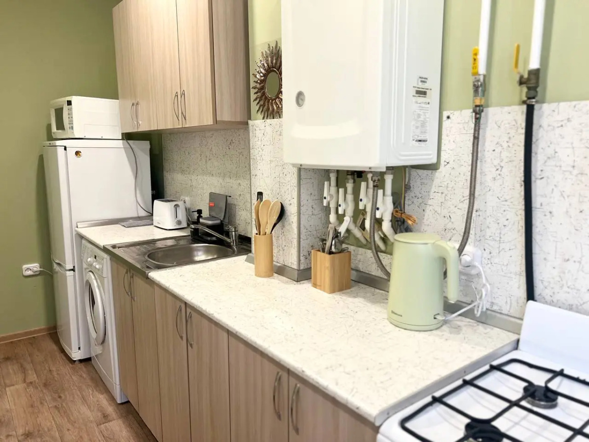 Квартира Однокомнатная на Кошевого 25с1 1