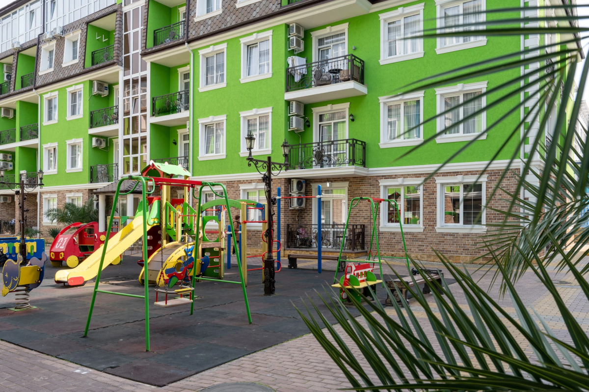 Апартаменты Red Apartments Арт Лайт Сити Шерли