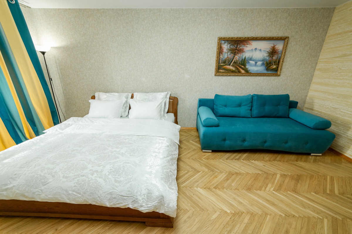 Апартаменты у Станции Метро Немига