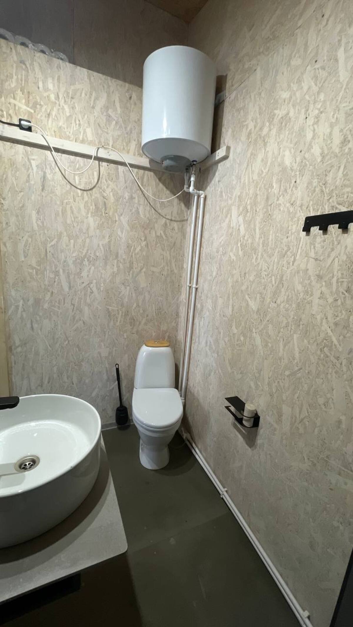 Частный ДОМ У ВОДЫ С БАНЬКОЙ