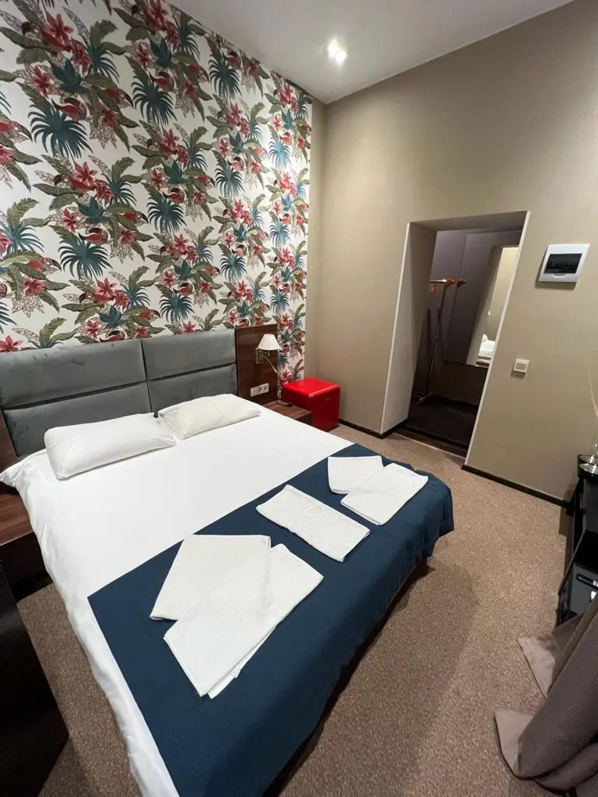 Гостиница Нotel 1963