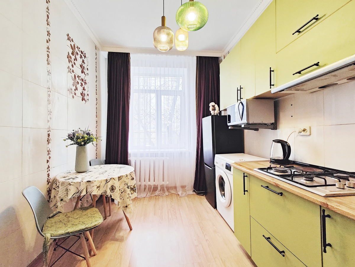 Апартаменты M.O.O.N. APARTMENTS Seifullina 500