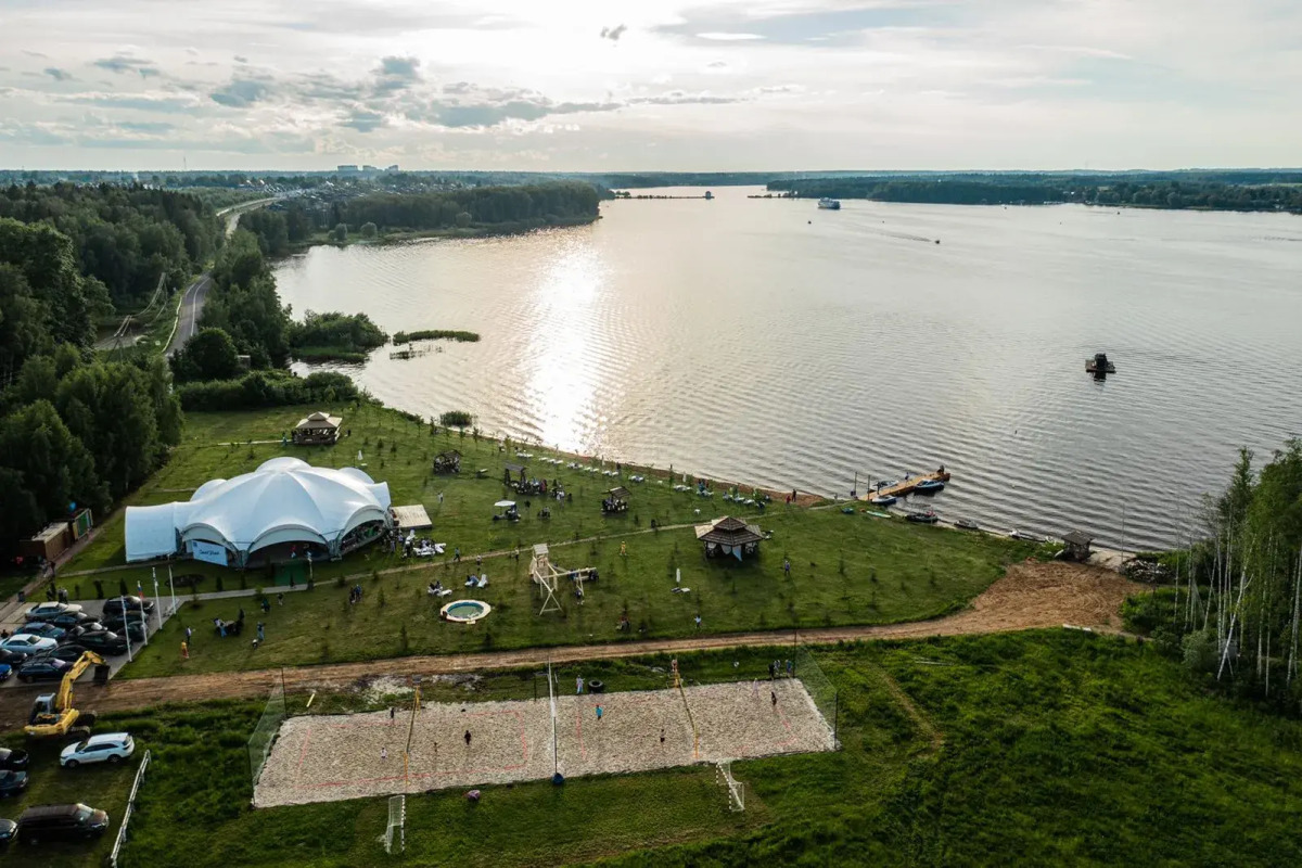 База отдыха Икша Кантри Клаб