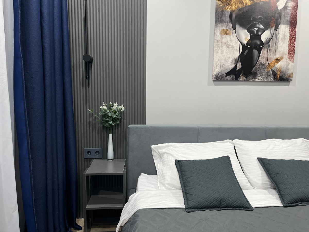 Квартира Дизайнерская студия у ТЦ Аура RoyalPart