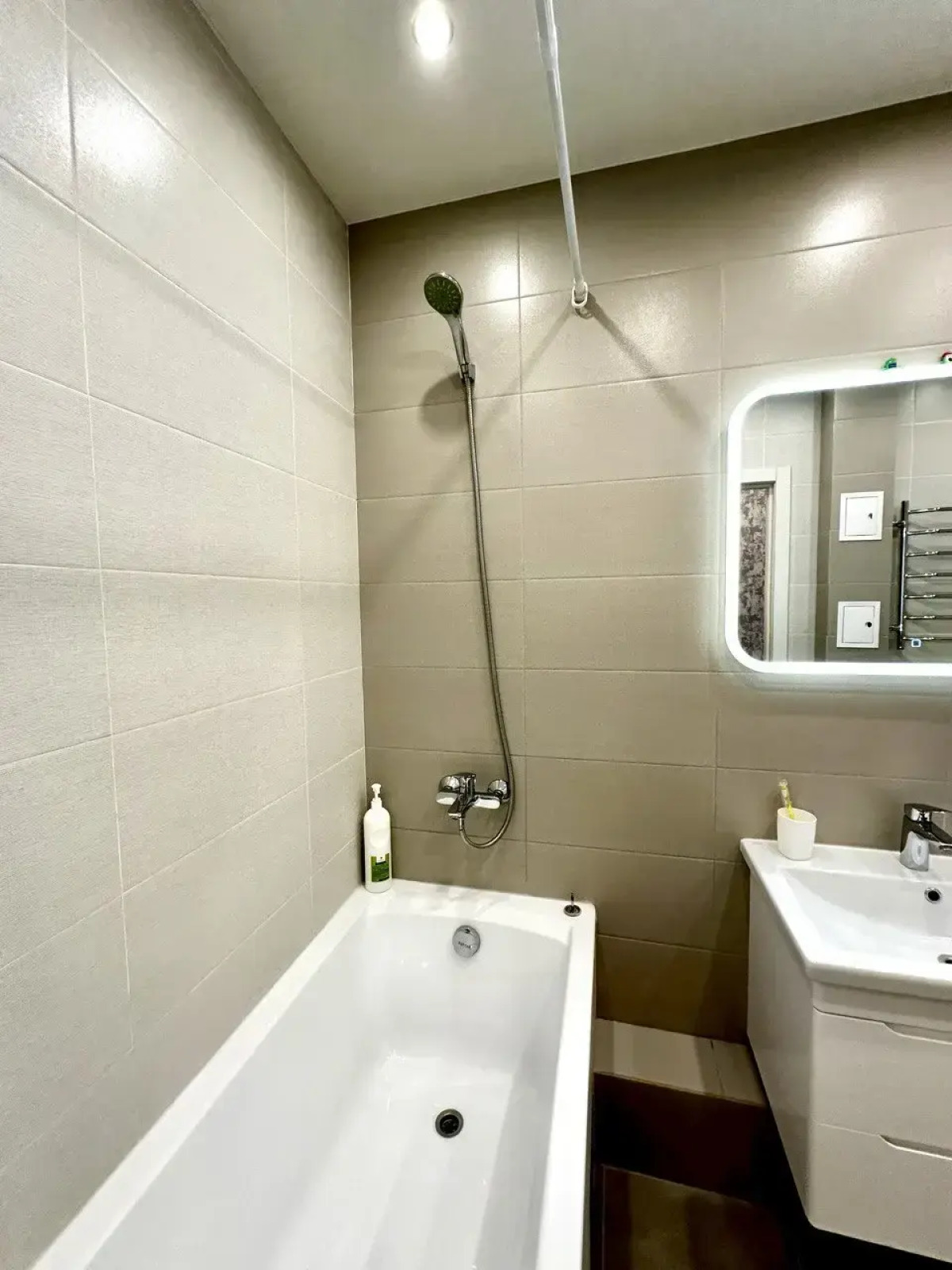 Апартаменты Fresh Room: на Маршала Устинова