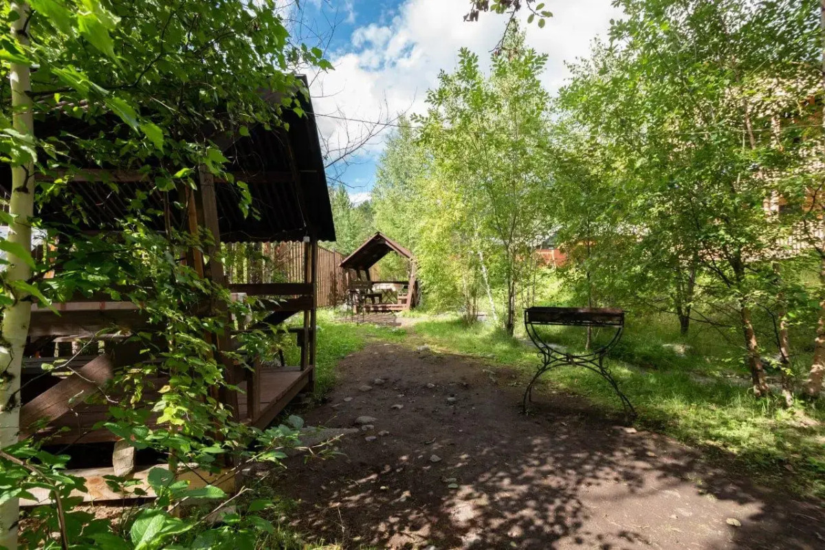 Отель Дом у реки