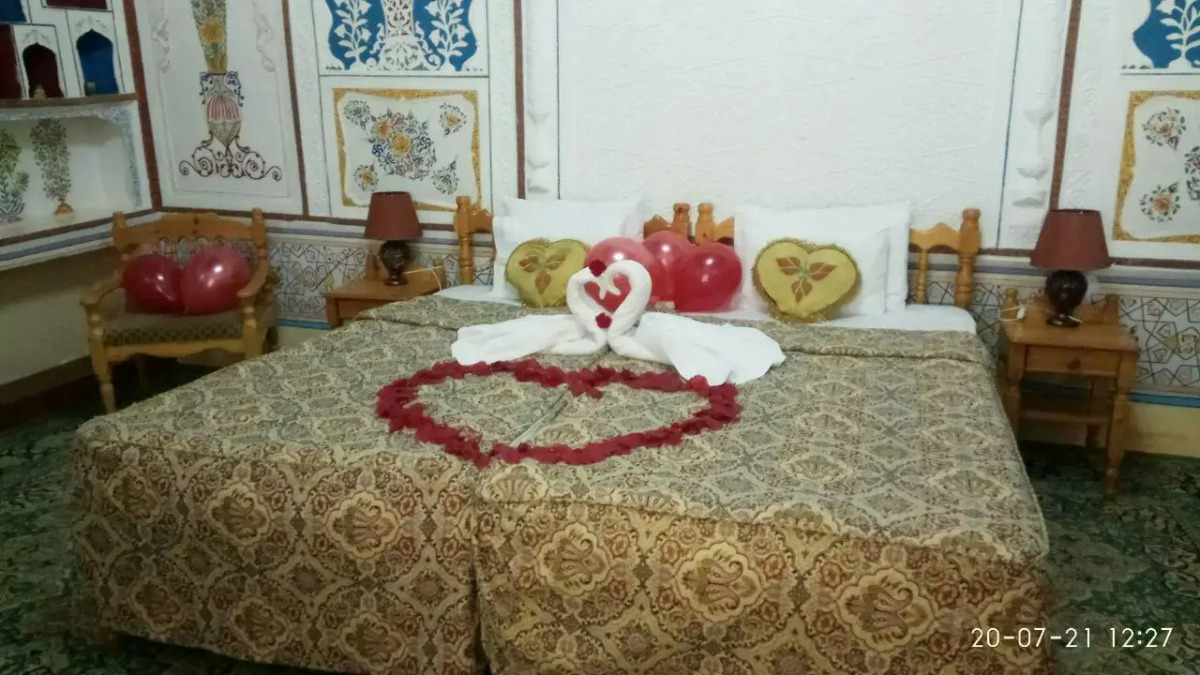 Отель Sasha & Son