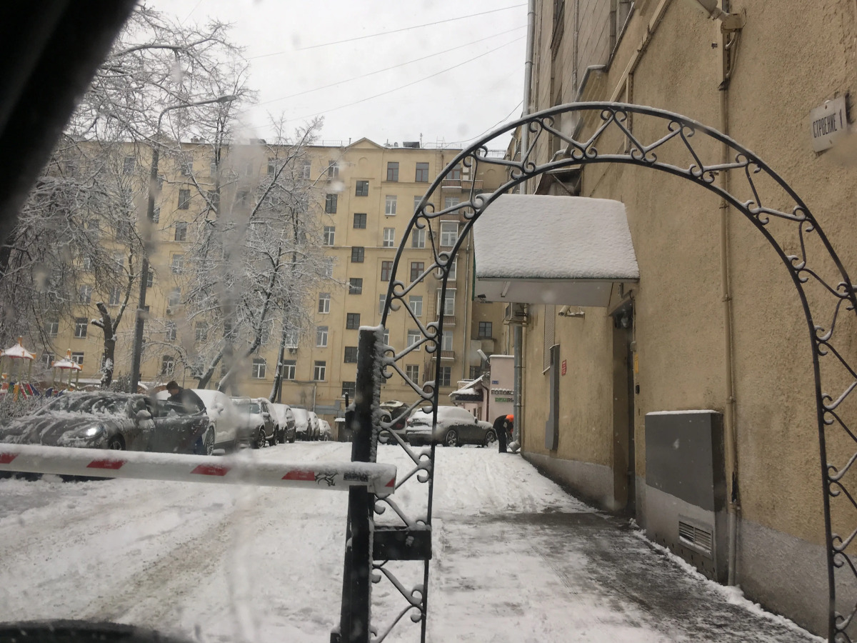 Квартира у Кремля с 2-спальнями и гостиной Шикарный вид