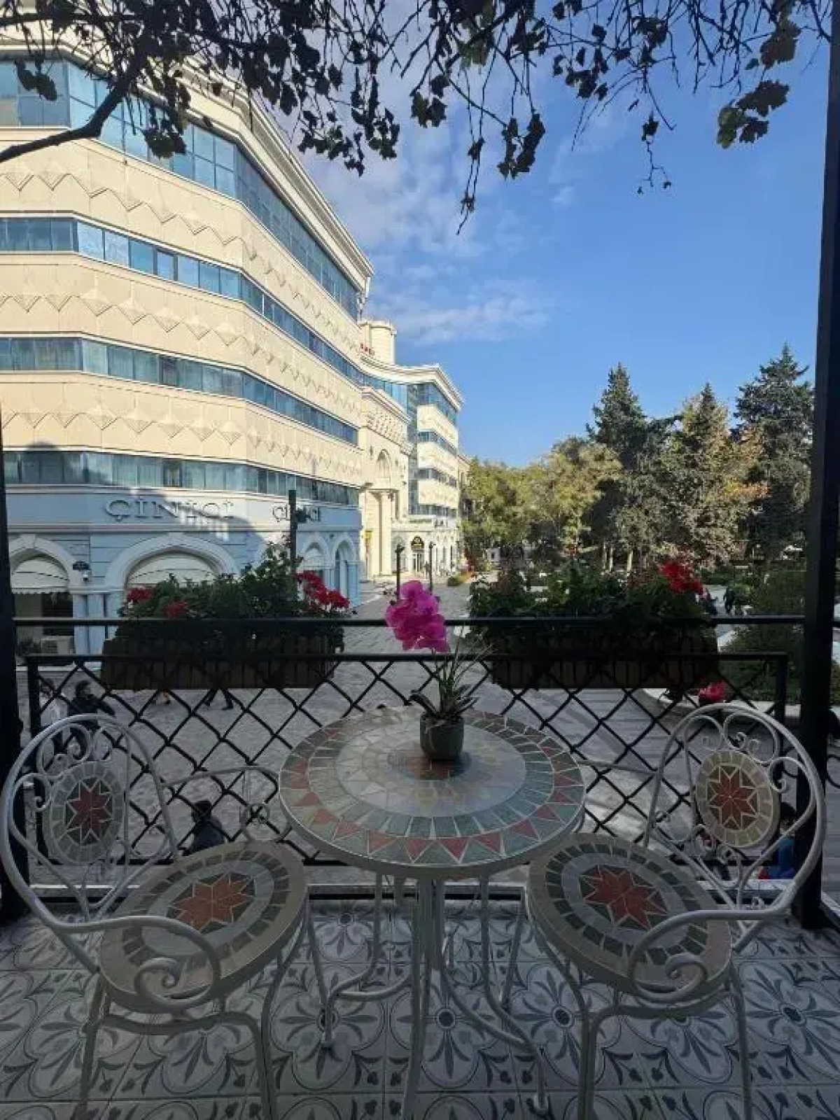 Отель Nizami Central Park