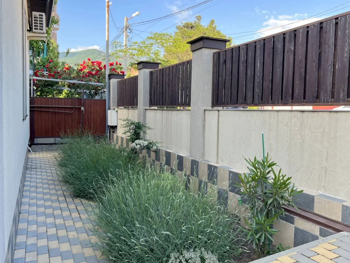 Апартаменты 381 Мичурина 7