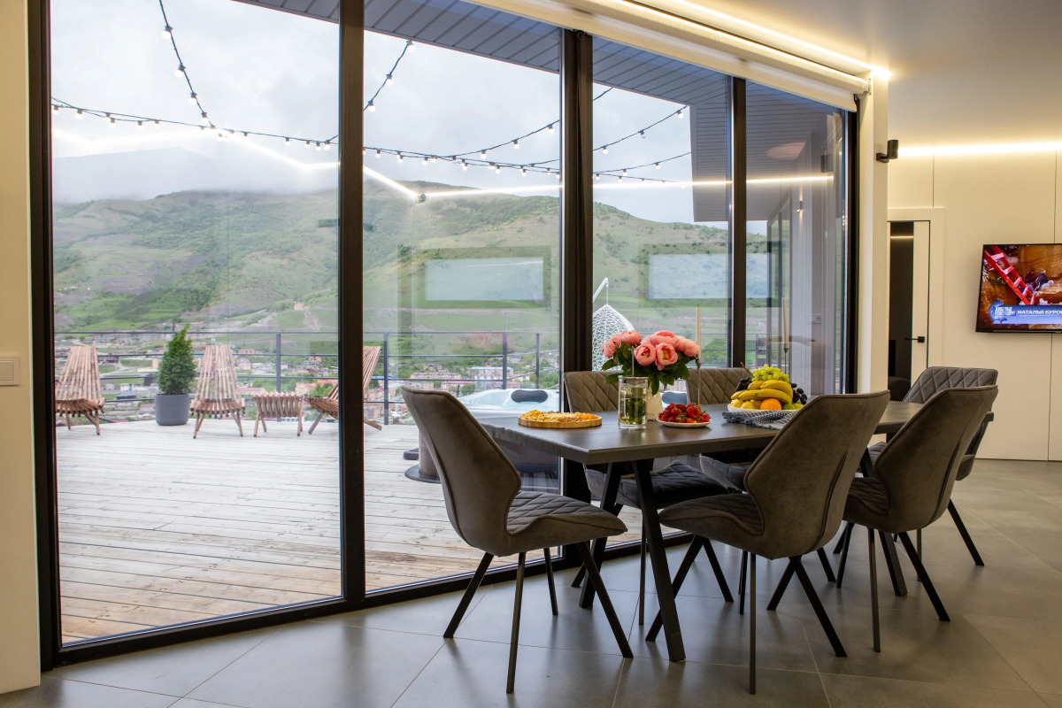 Частный дом с прекрасным видом на горы