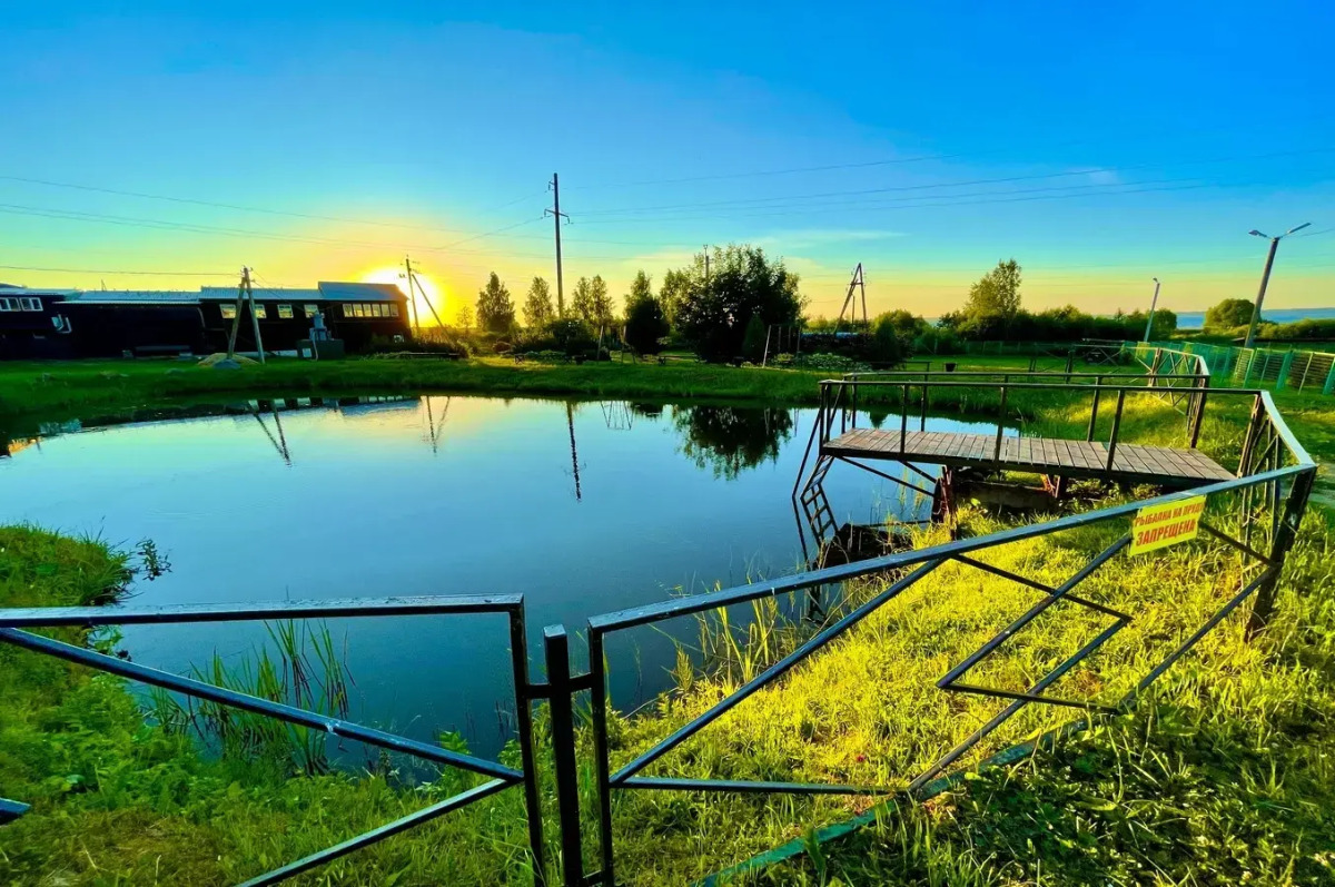 Na Beregu Ozera Guest House