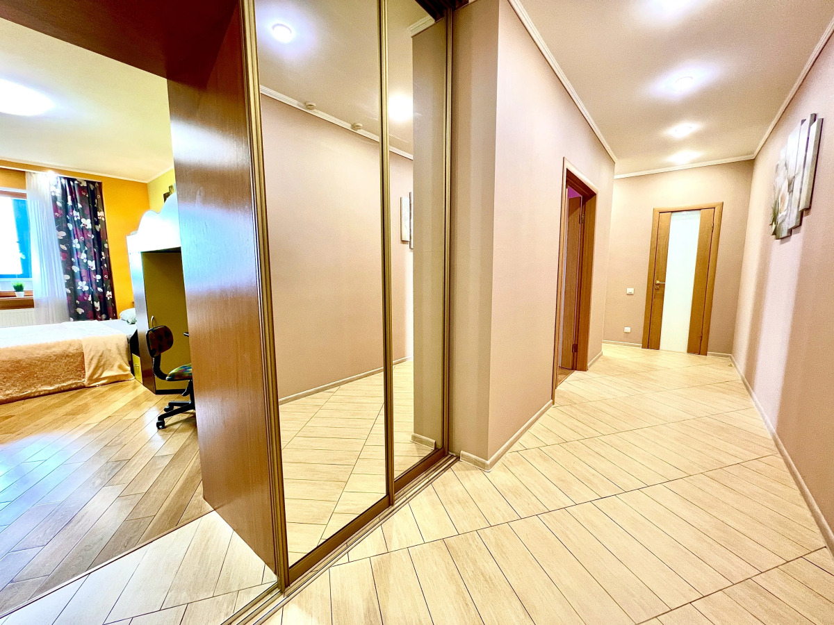 Апартаменты двухкомнатные на 11 Этаже в ЖК Современник с видом на реку Волгу