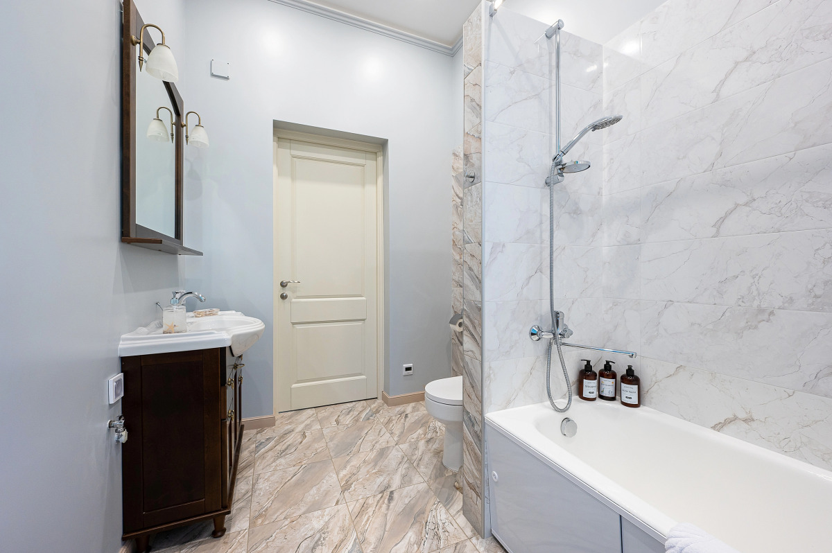 Трехкомантная квартира у летнего сада в Мозаичном дворе