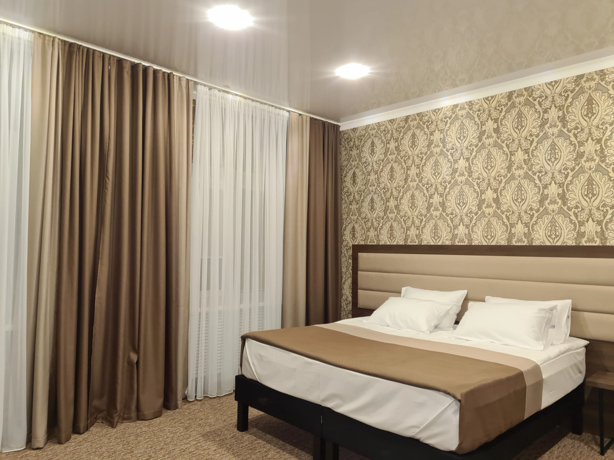 Отель Гостиничный Комплекс Петровский