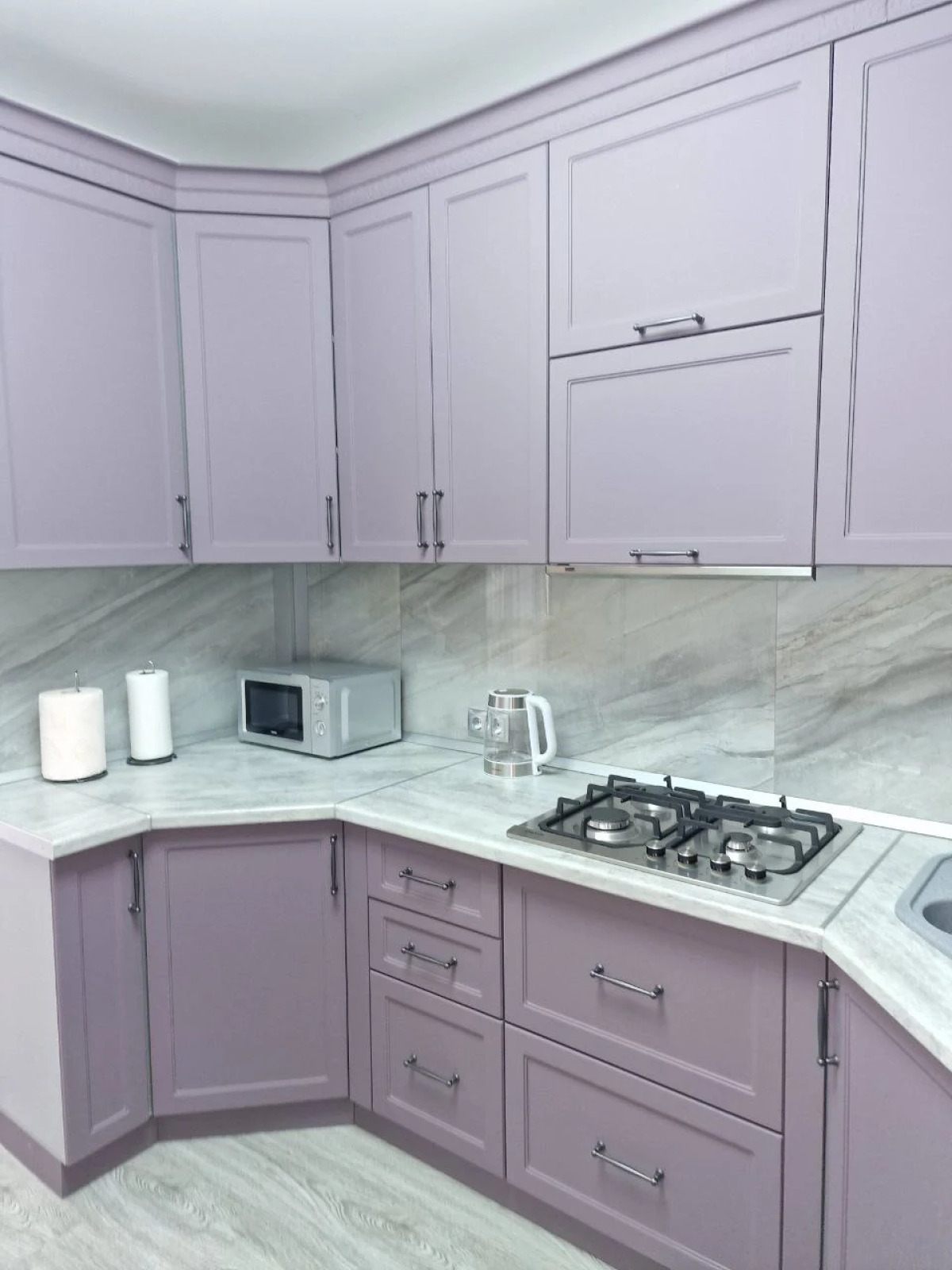 Квартира Flatirini в Новом ЖК с Панорамными Окнами