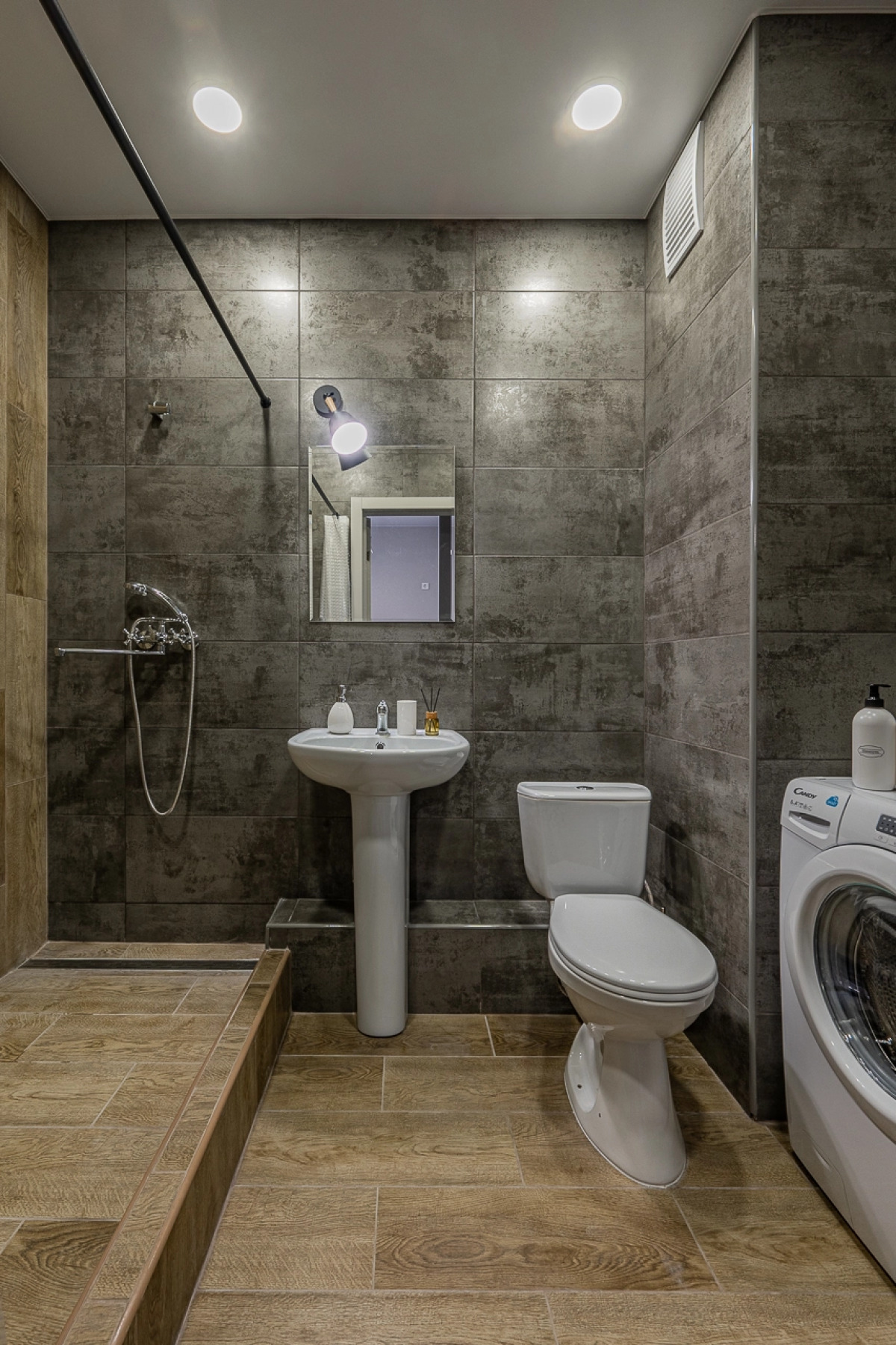 Квартира на Берегу Реки Исеть и Рядом с Аквапарком