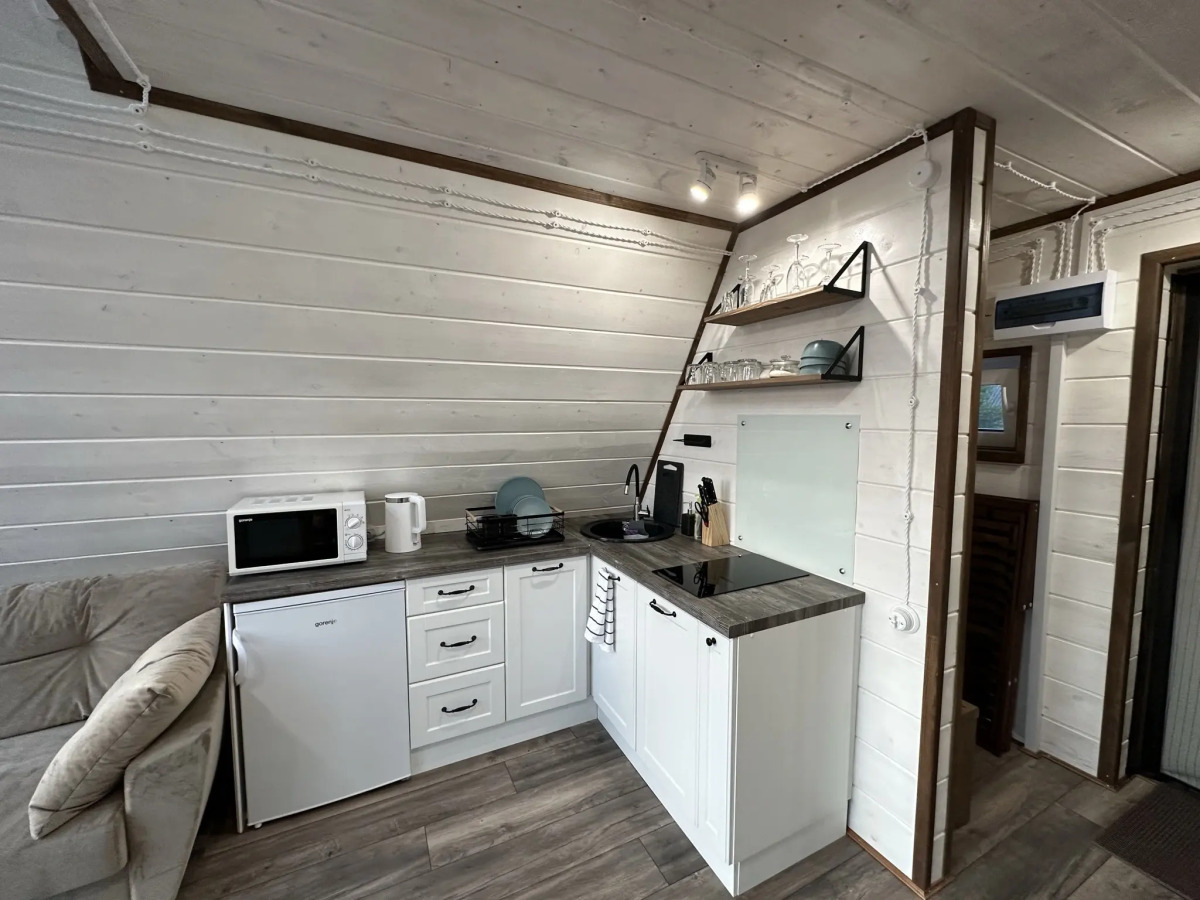 Частный дом Над Рекой с видом на Озеро