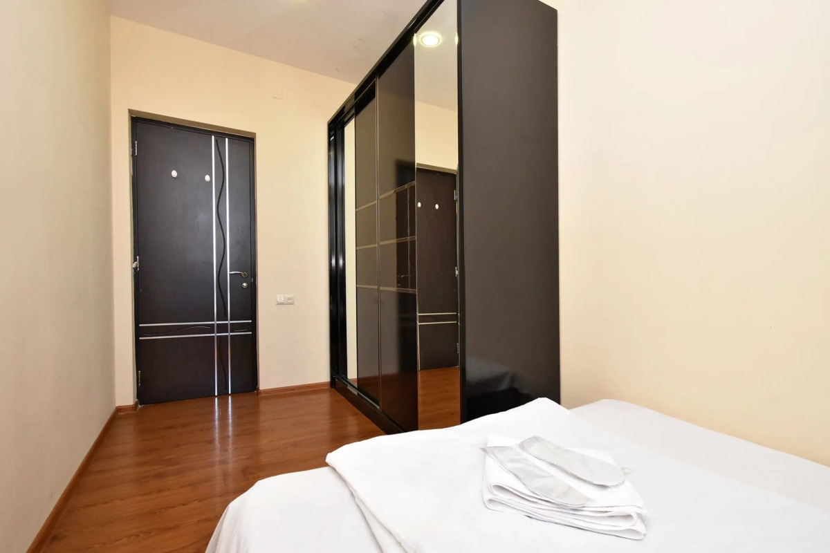 Апартаменты RentInnYerevan 74 Aram Street