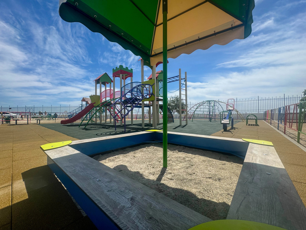 Просторные двухкомнатные апартаменты Loft-Apart