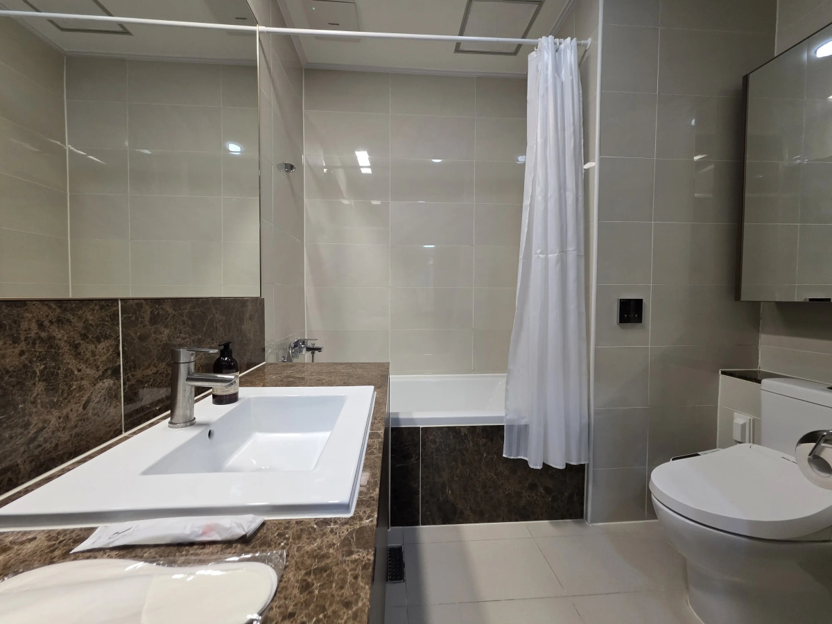 Апартаменты Luxury возле посольства США 2й этаж с шикарным видом на Мечеть