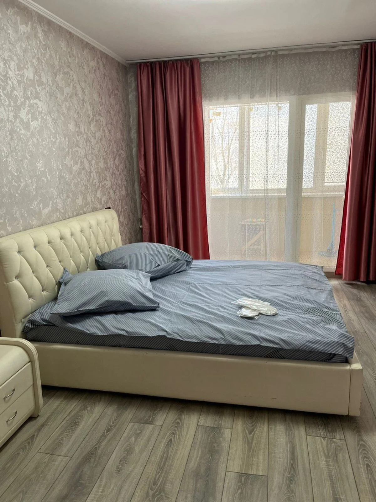 Апартаменты Уютная двухкомнатная квартира в центре