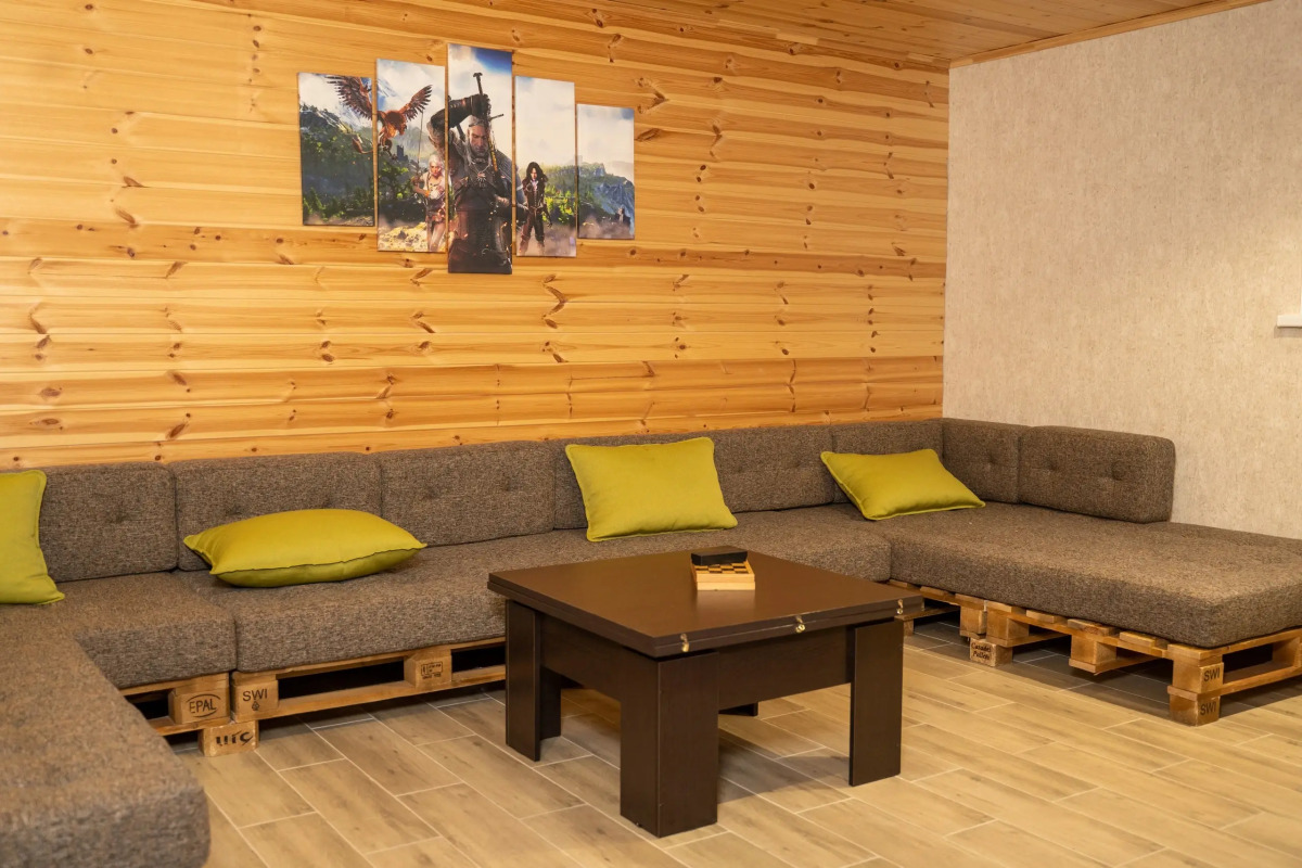 Частный Дом в Горах с Бассейном