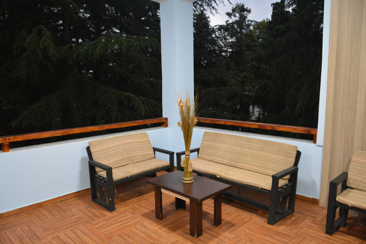 Отель Nine Brothers