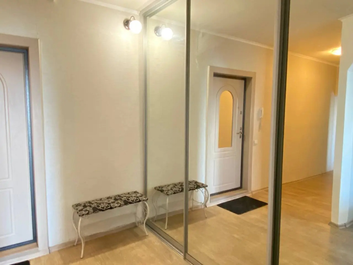 Квартира 2х Комнатная Просторная Светлая с Потрясающим Видом на Город